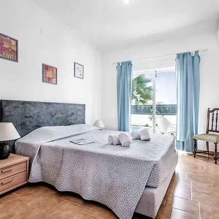 Julia Gale 别墅 吉亚